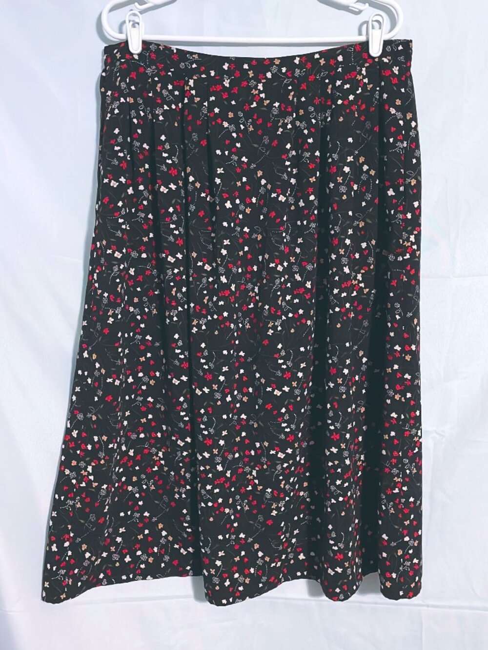 Sag Harbor Black Floral Skirt Size 1X